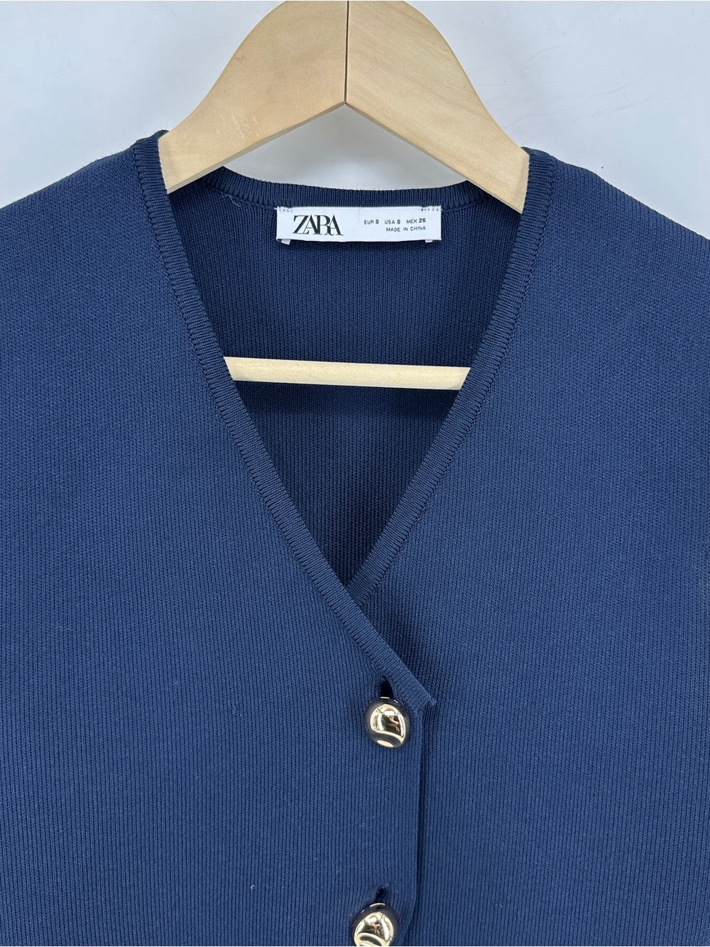 Zara Basic Knit Button Top in Navy Blue - Picture 4 of 10